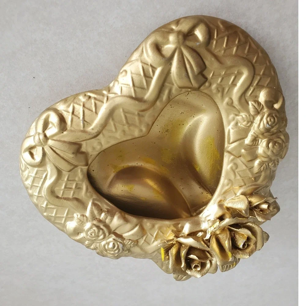 Romantic Heart Frame Gold Floral Rose Ceramic Vintage Decor Cottagecore Small
